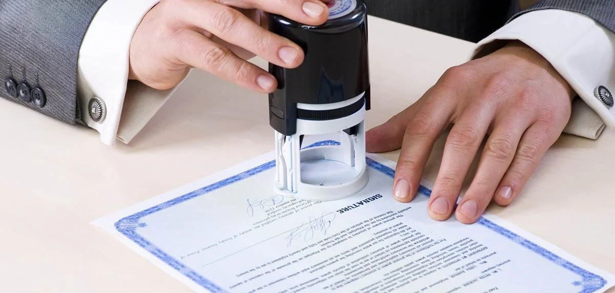 Notary in Canary Wharf